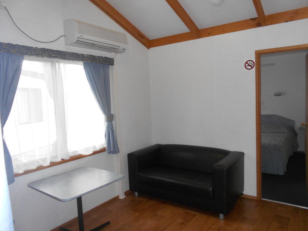Wagga Wagga Beach Caravan Park Hotel Habitación foto